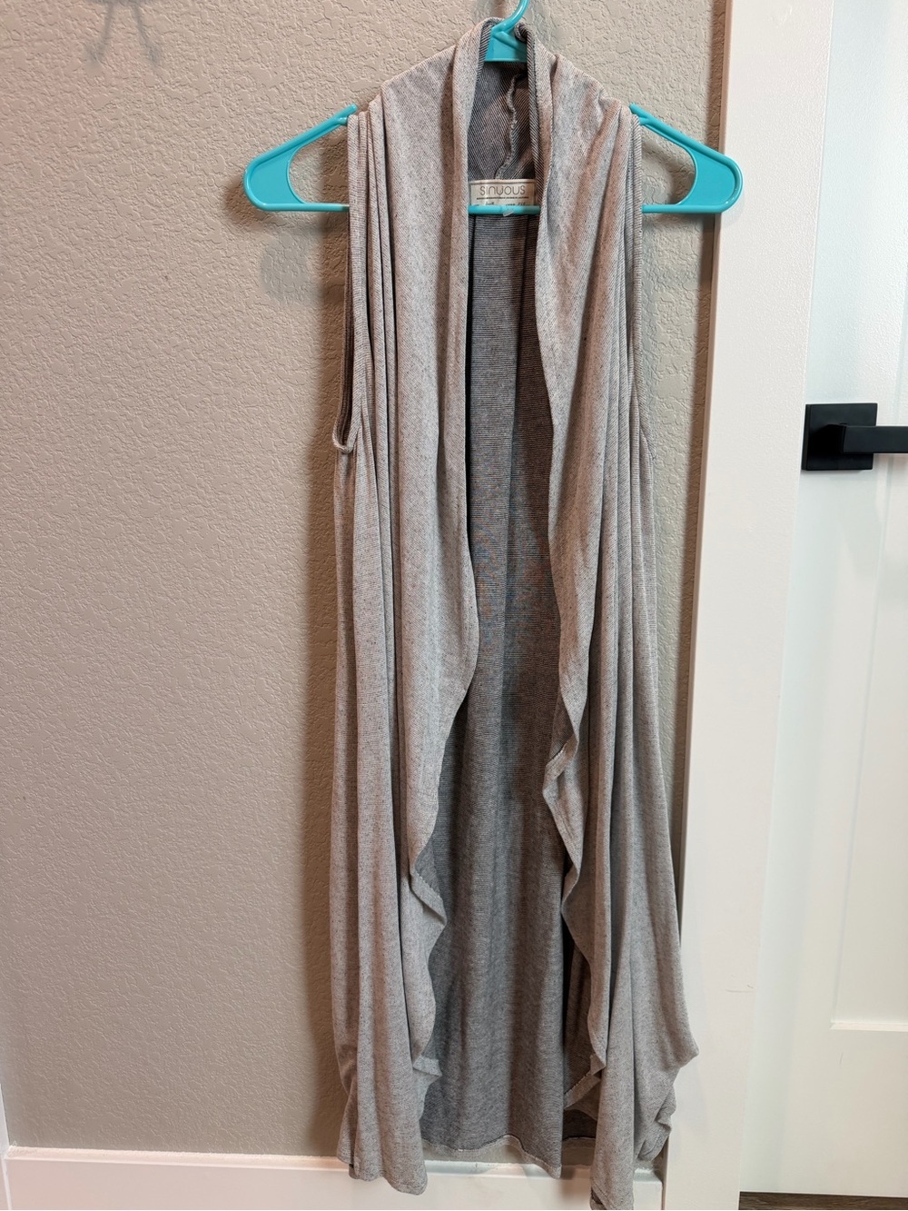 SILHOUETTE Light Gray Draped Open-Front Sleeveless Cardigan Vest